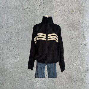 2000s black and cream stripe zip-up sweater